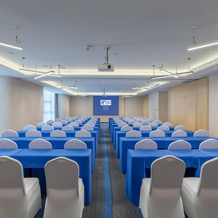 Holiday Inn Express Changsha Shifu By Ihg Exterior foto